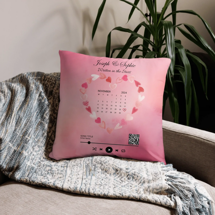 05_basic_pillow_lifestyle_22x22_base