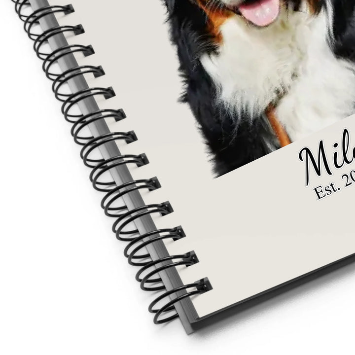05_Notebook_mockups_detail_base_whitebg