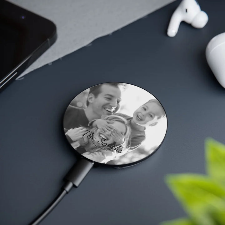 PHONE MAGNETIC INDUCTION CHARGER Context 2