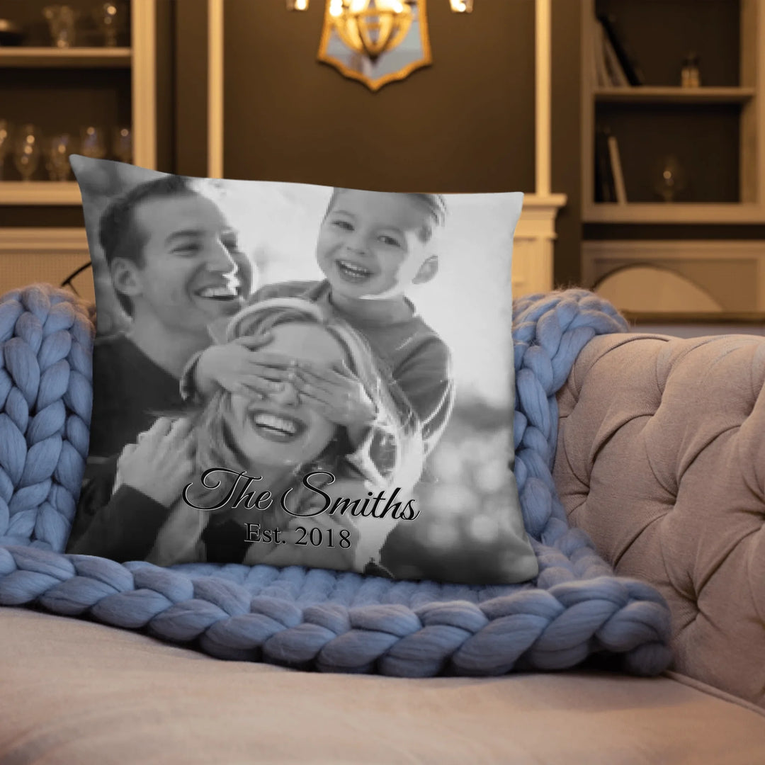 05_22x22_basicpillow_lifestyle3_base