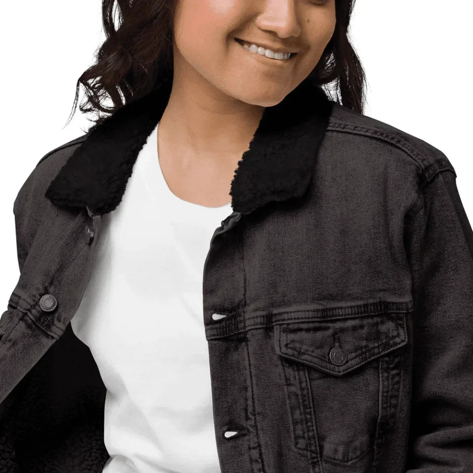 Chaqueta personalizada con inicial de gato bordada