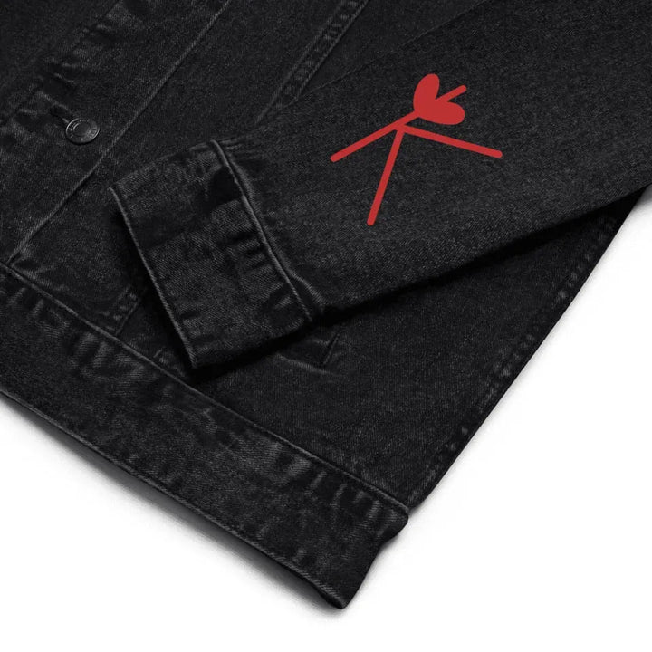 Jacke mit individuell besticktem Herzbuchstaben