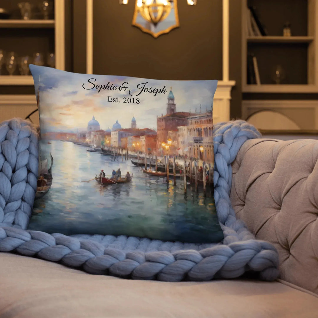 05_22x22_basicpillow_lifestyle3_base