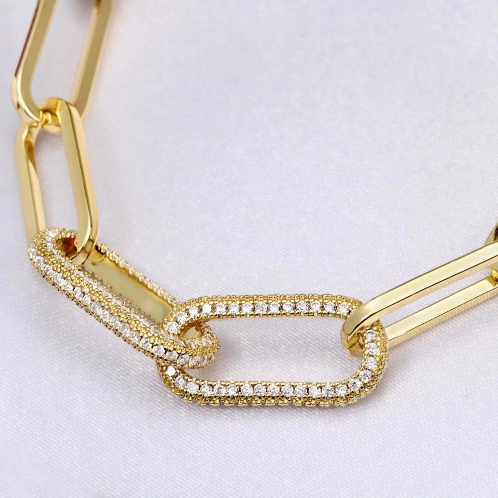 CZ-Paperclip-Chain-Necklace-close-up-artfulane