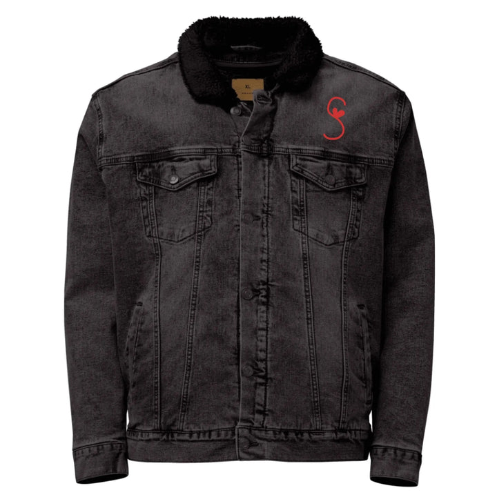 Jacke mit individuell besticktem Herzbuchstaben