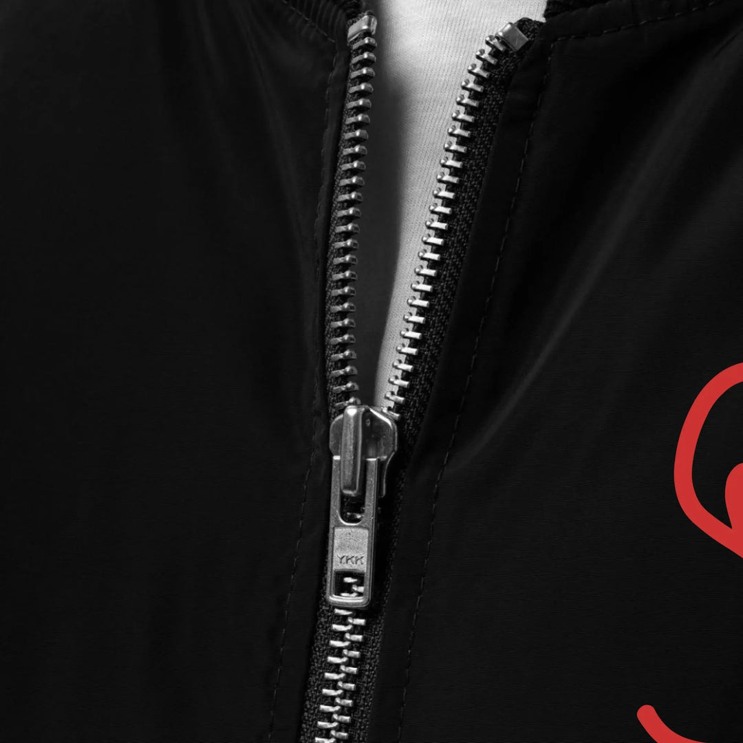 Jacke mit individuell besticktem Herzbuchstaben
