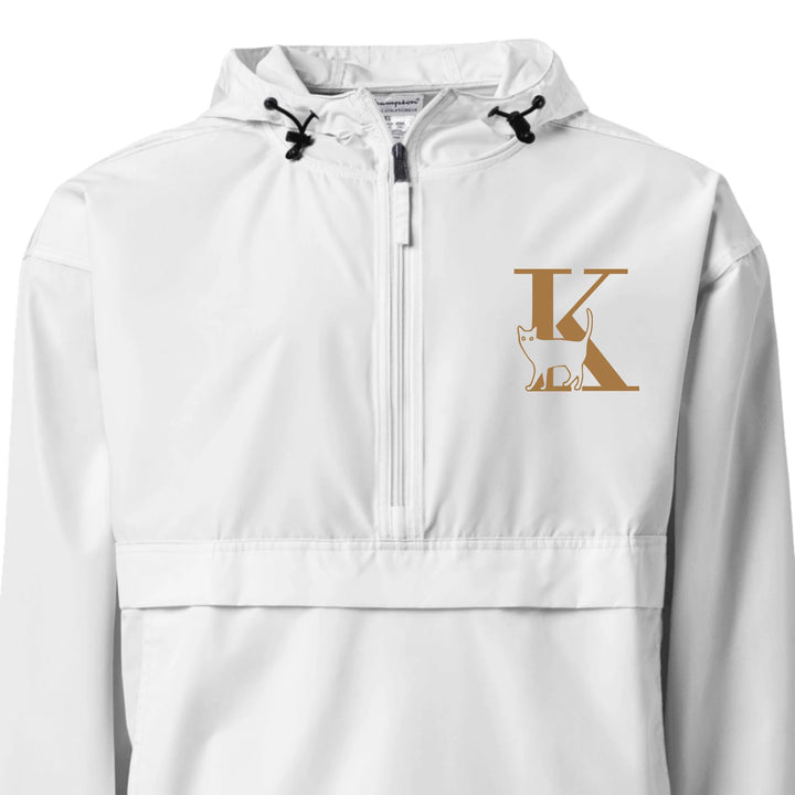 Chaqueta personalizada con inicial de gato bordada