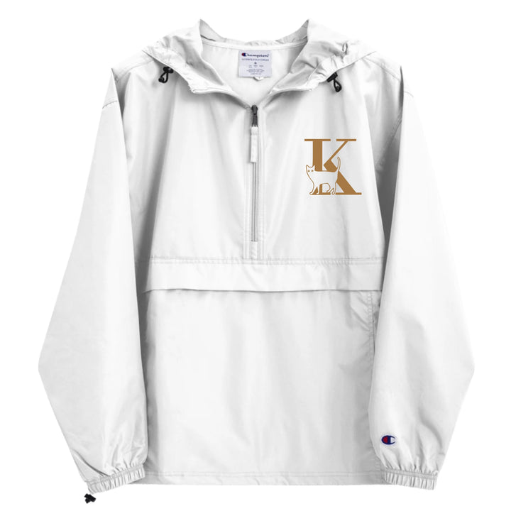 Chaqueta personalizada con inicial de gato bordada