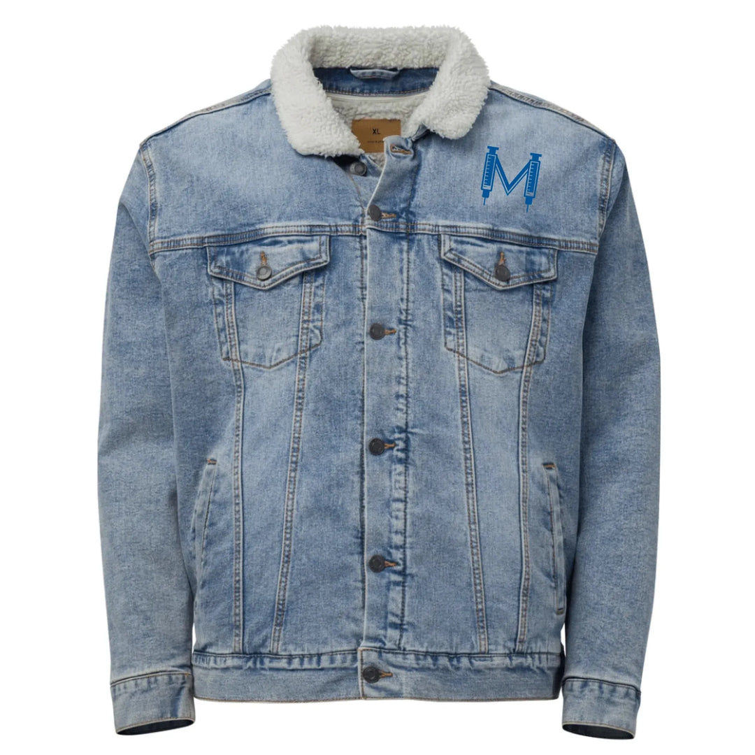 Individuell bestickte Jacke mit medizinischen Initialen