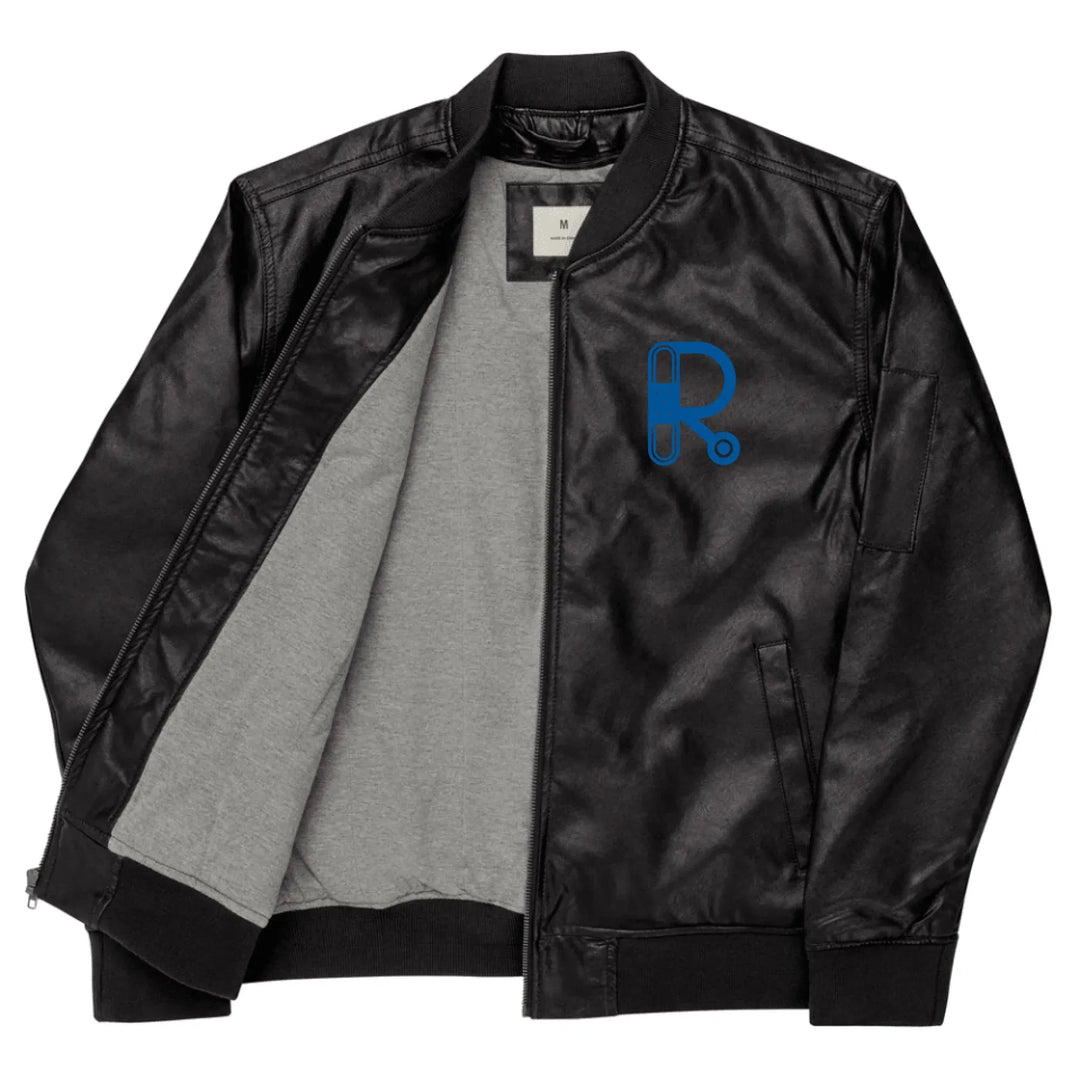 Individuell bestickte Jacke mit medizinischen Initialen