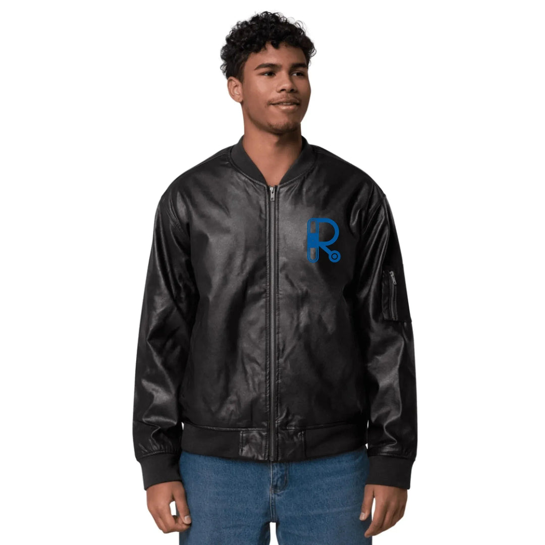 Individuell bestickte Jacke mit medizinischen Initialen