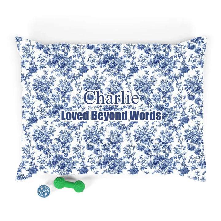 Personalized Christmas pattern pet bed with custom text like a name. Available in different Christmas print colors for dogs or cats-ARTFULANE