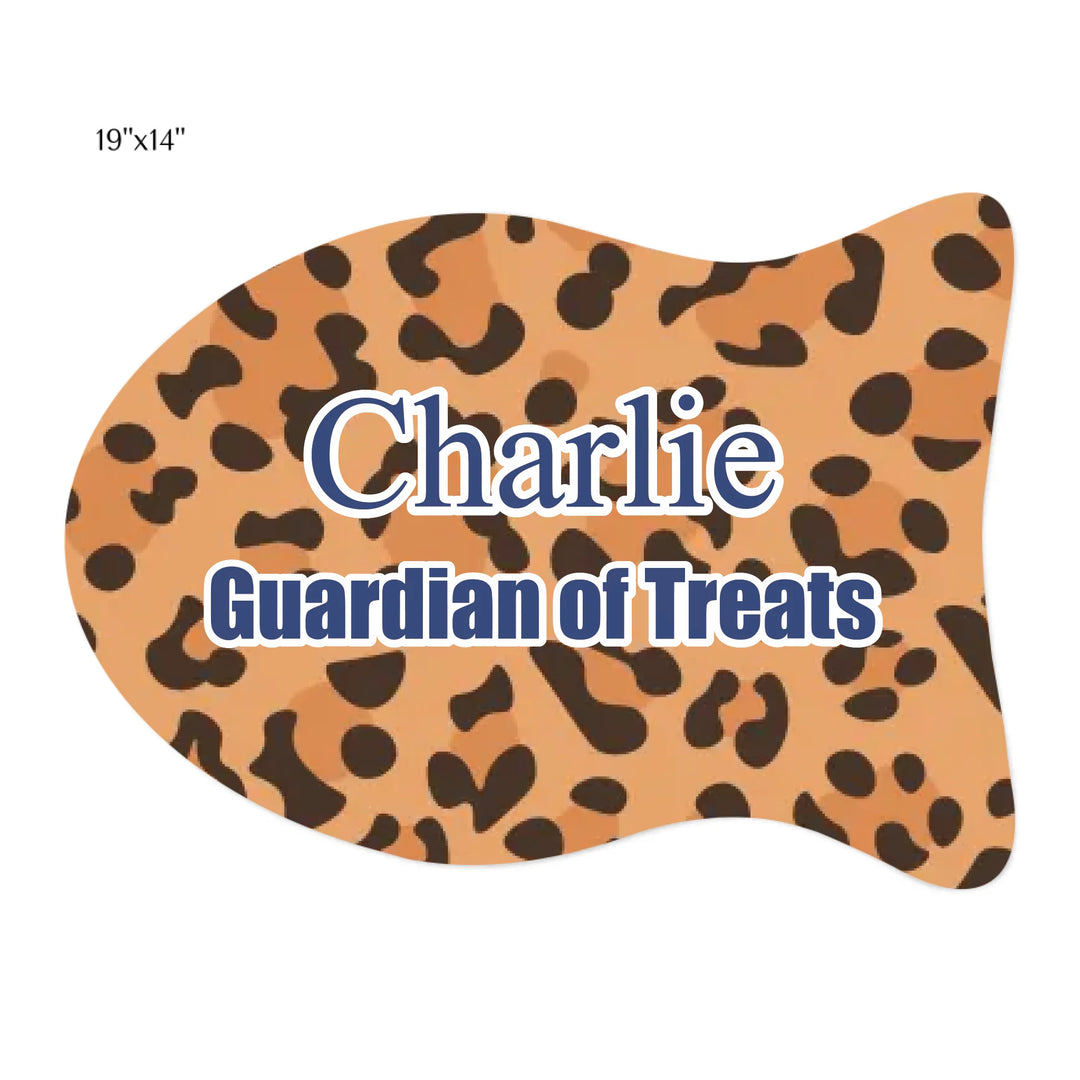 Personalized Animal Print pet fish-shaped feeding mat with custom text like a name. Available in different animal print colors (leopard, cow, snake, crocodile, cheetah, dalmatian, giraffe, zebra, tiger, scales) for dogs or cats-ARTFULANE