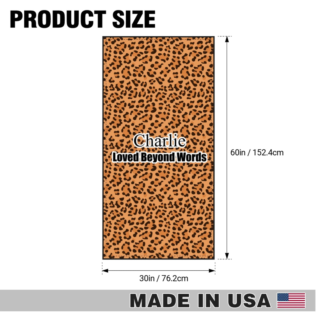 Size chart of Personalized Animal Print pet towel with custom text like a name. Available in different animal print colors (leopard, cow, snake, crocodile, cheetah, dalmatian, giraffe, zebra, tiger, scales) for dogs or cats-ARTFULANE