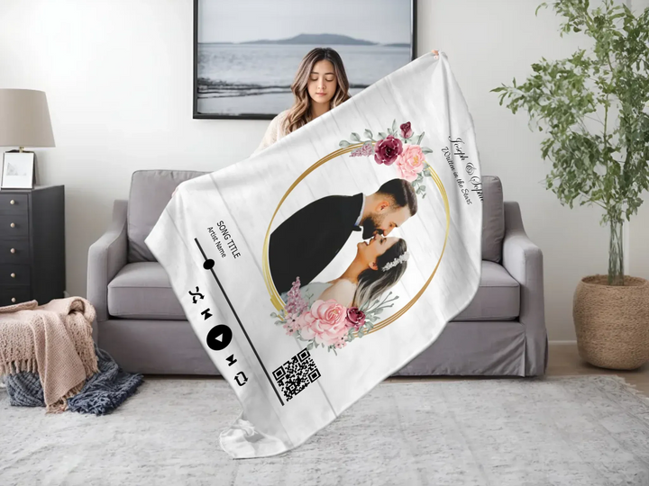 Blanket Mockup - 16
