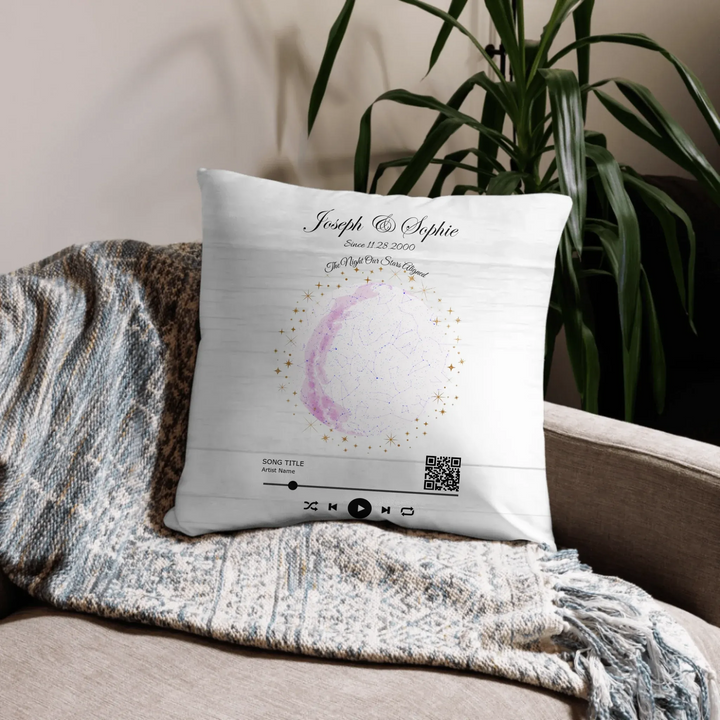 05_basic_pillow_lifestyle_22x22_base